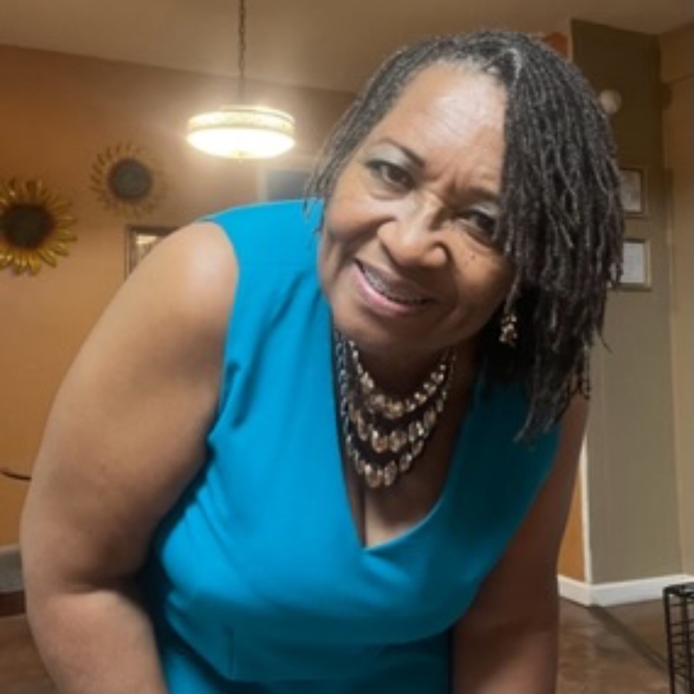Meet your Posher, Brenda